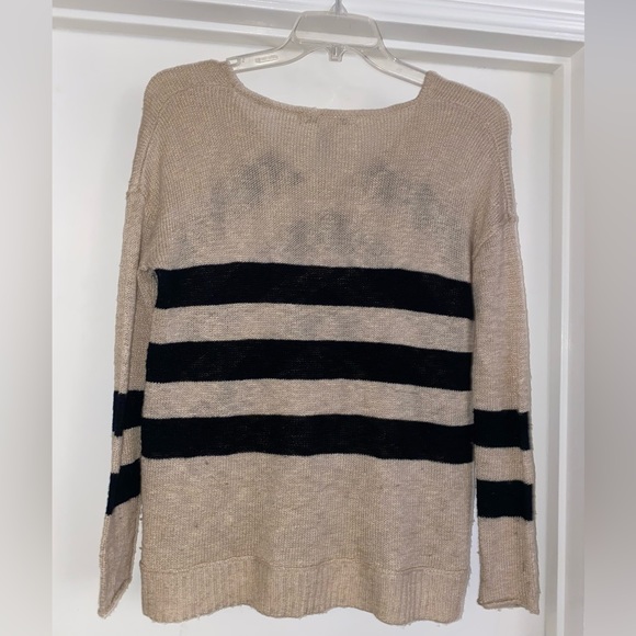 American Rag sweater - Picture 3 of 4